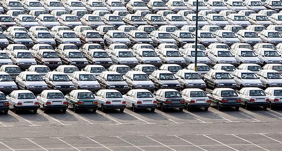 ۱۲هزار خودروی انبار شده در روز اول فروش رفت